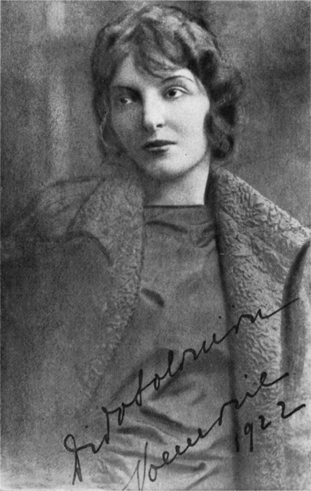 Dida Solomon la debut în Domnișoara Iulia, 1922