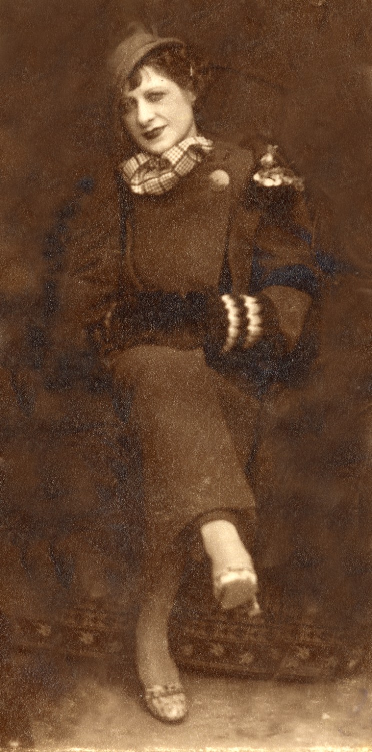 00 2 BECK ROZSI 1936